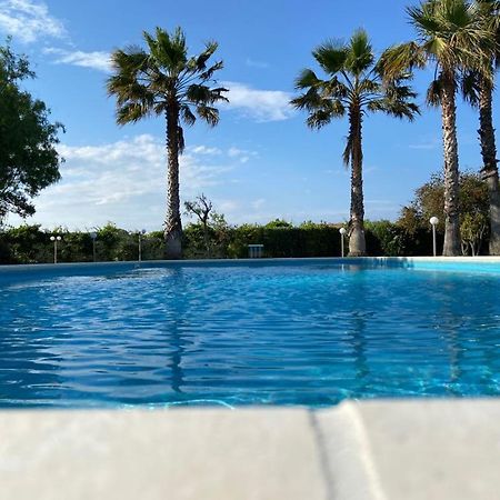 Villa Rosella appartamento 2 - con piscina - 150 m dal mare Casa Margherita Esterno foto