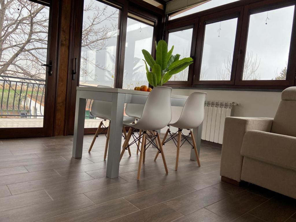 Villa Rosella appartamento 2 - con piscina - 150 m dal mare Casa Margherita Esterno foto