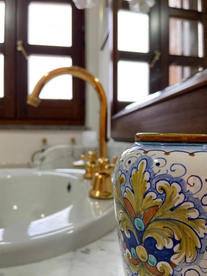 Villa Rosella appartamento 2 - con piscina - 150 m dal mare Casa Margherita Esterno foto