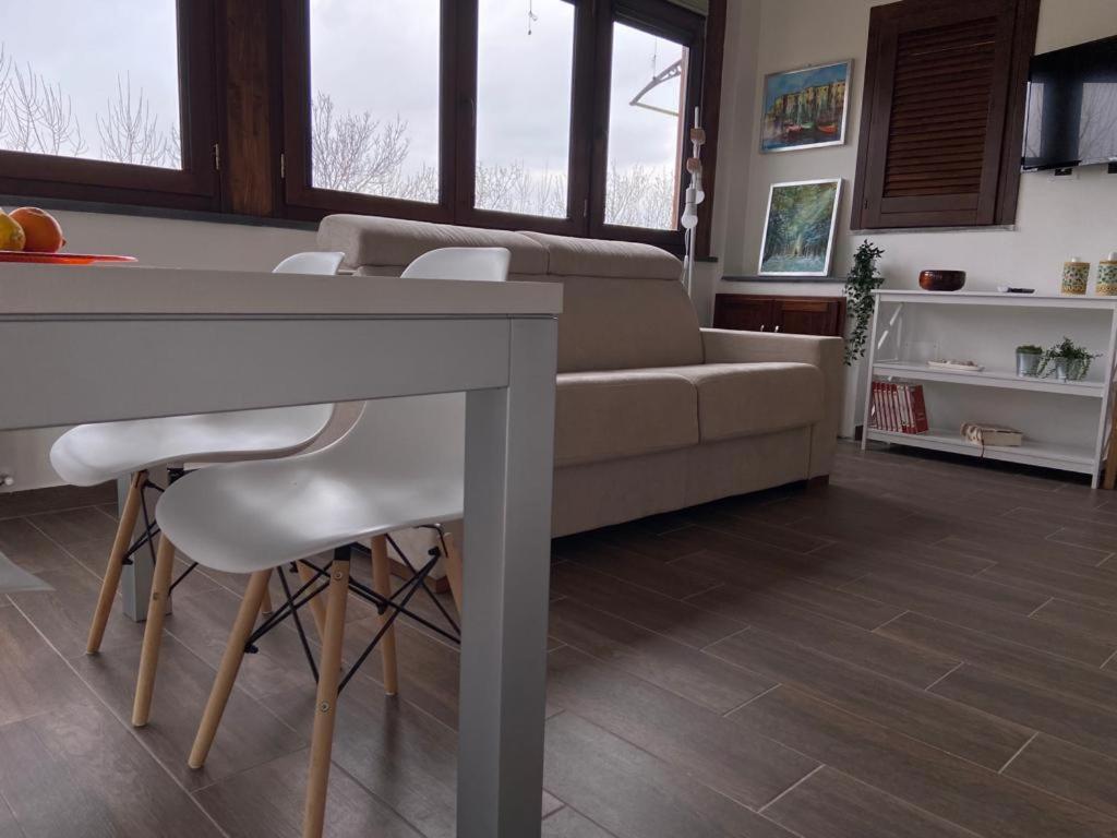 Villa Rosella appartamento 2 - con piscina - 150 m dal mare Casa Margherita Esterno foto